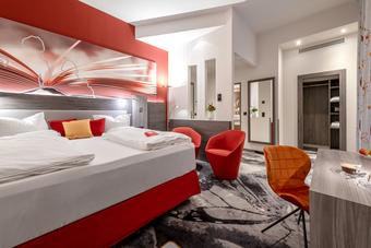 Doppelzimmer Deluxe Grimm rot